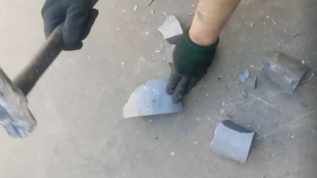 Silicon Carbide Brick Crack under High Impact